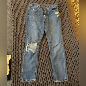 Levi’s skinny, distressed jeans